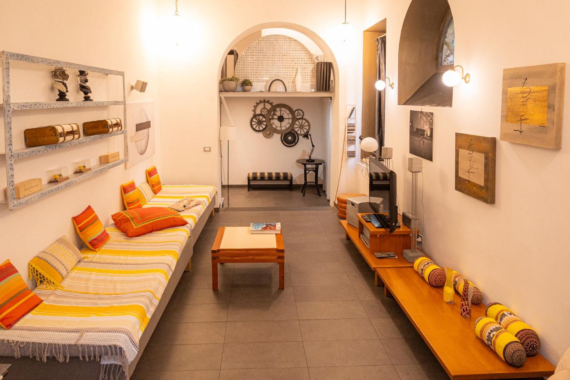 Homehouse Serpenti - Colosseum - Rione Monti Рим Номер фото